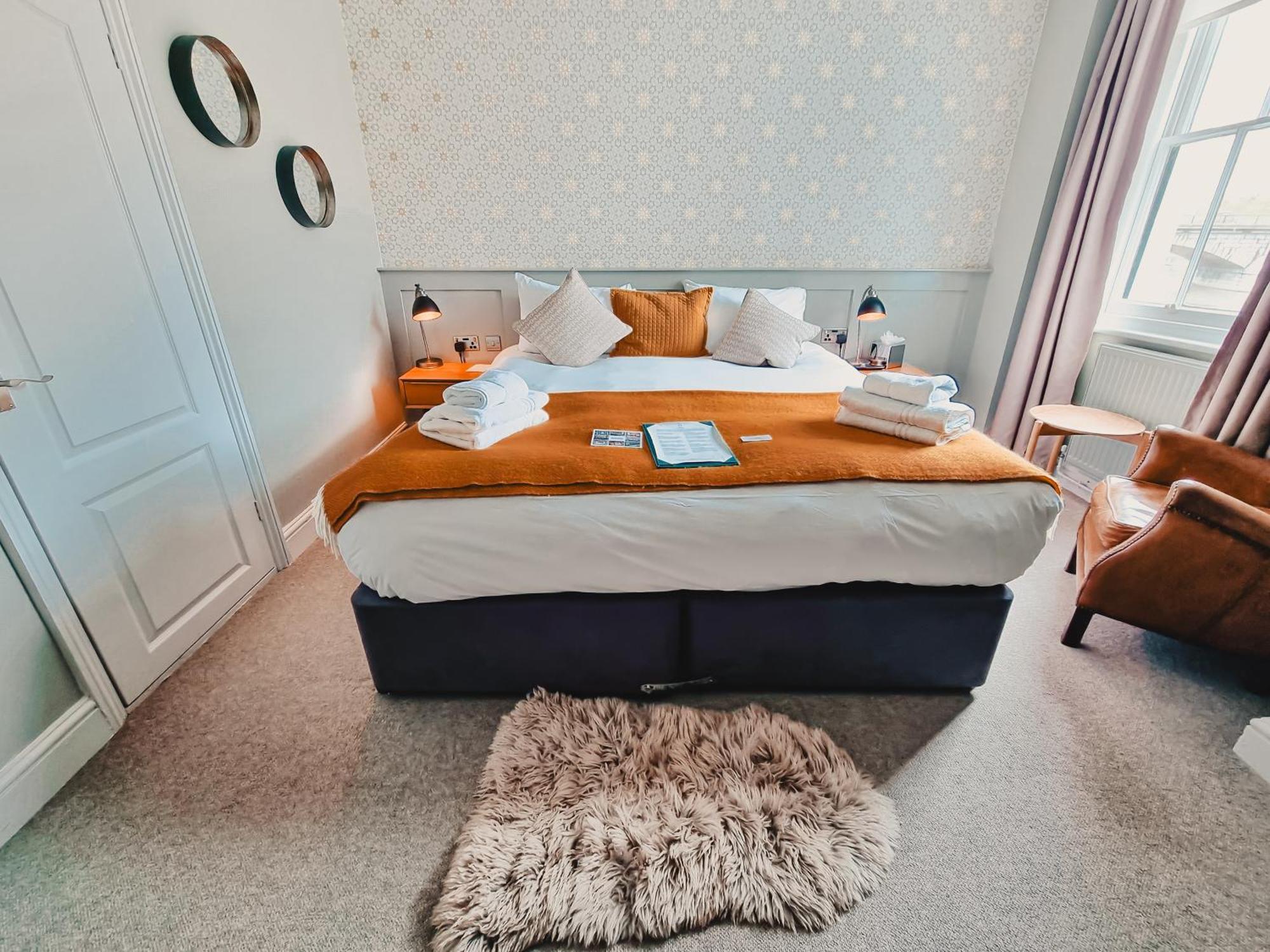 The Swan Hotel Staines-upon-Thames Eksteriør billede