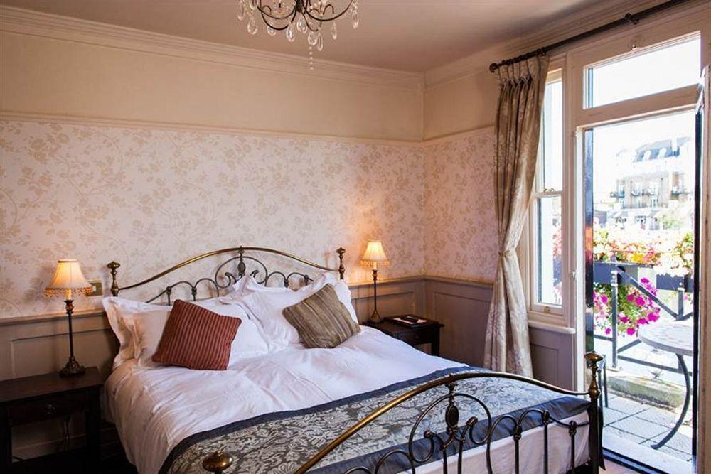 The Swan Hotel Staines-upon-Thames Eksteriør billede
