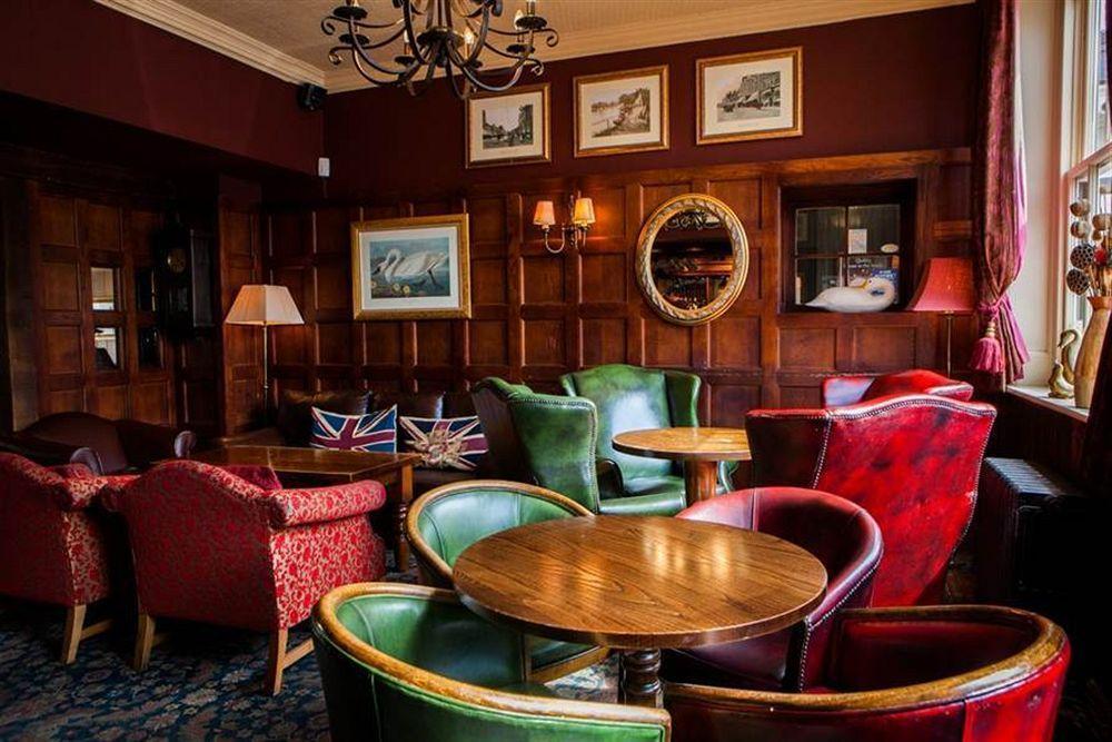 The Swan Hotel Staines-upon-Thames Eksteriør billede