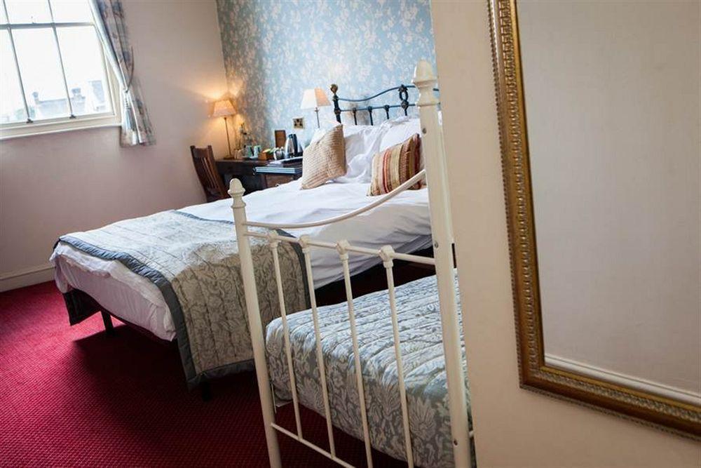 The Swan Hotel Staines-upon-Thames Eksteriør billede